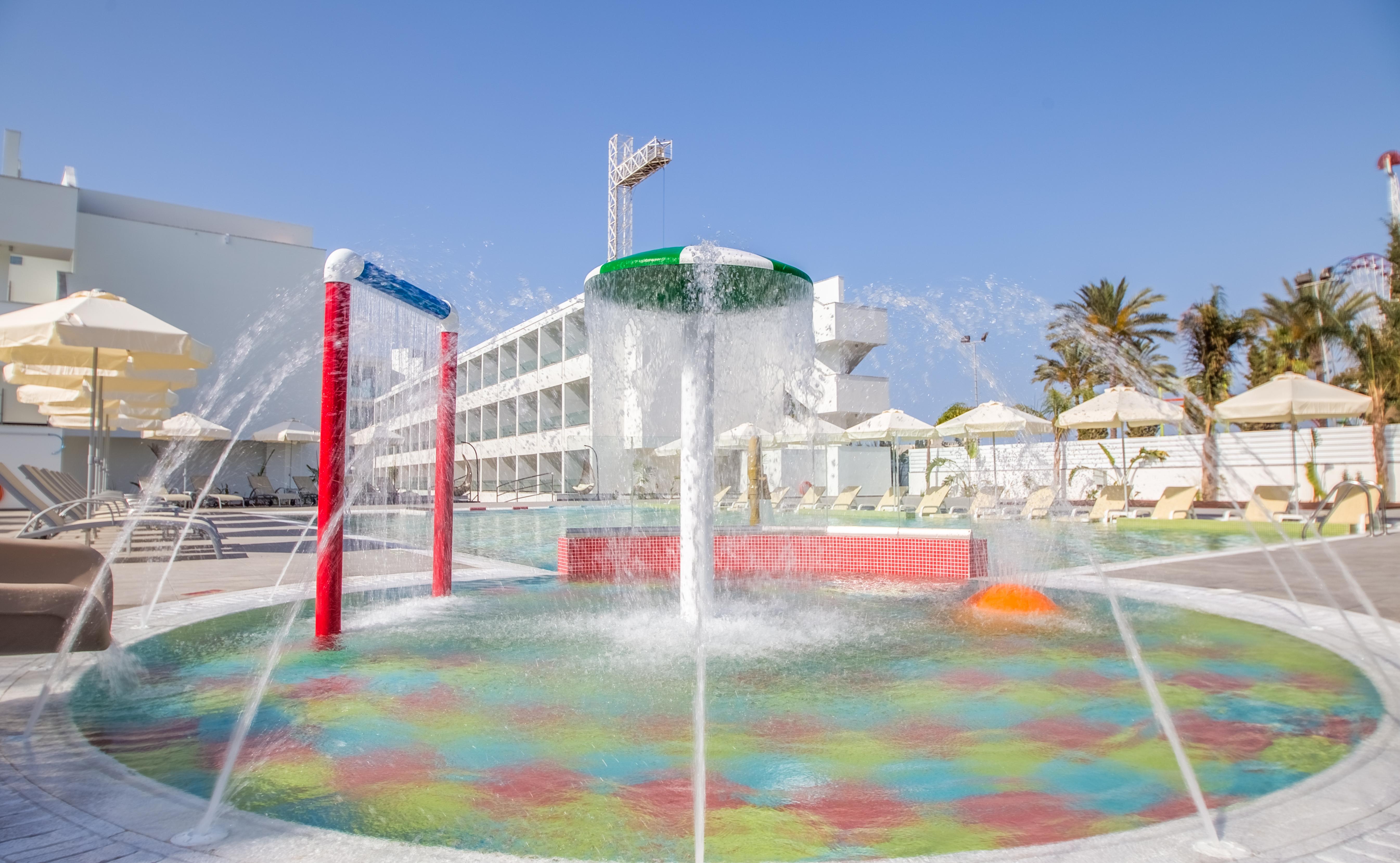 فندق Nicholas Color أيا نابا المظهر الخارجي الصورة